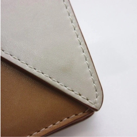 Saint Laurent Beige and Cream Wallet - Picture 8 of 10